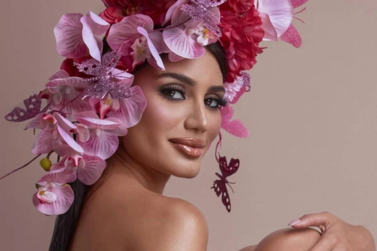 Sthefany Gutiérrez sonriendo durante un evento de Miss Venezuela