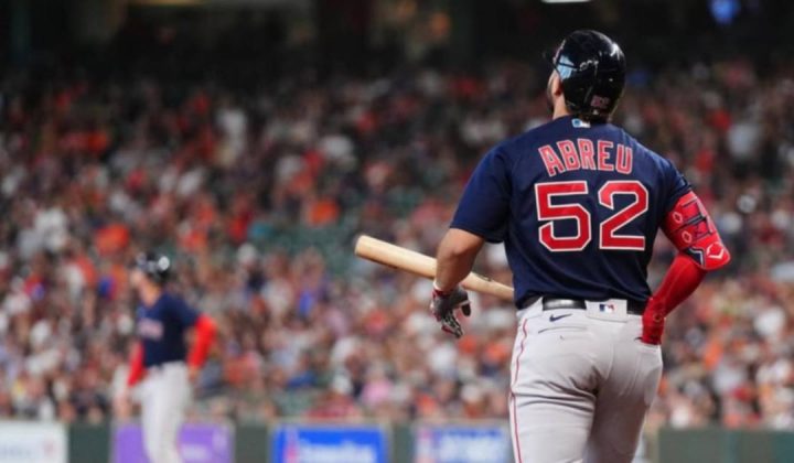 Wilyer Abreu busca otro Guante de Oro tras espectaculares atrapadas