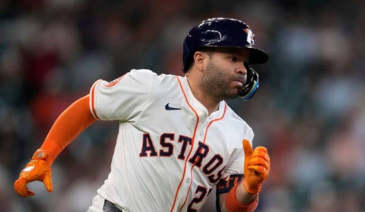 José Altuve supera slump con destacada actuación ofensiva para los Astros