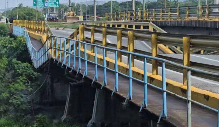 Ministra de Transporte anuncia demolición controlada de puente colapsado en Lara