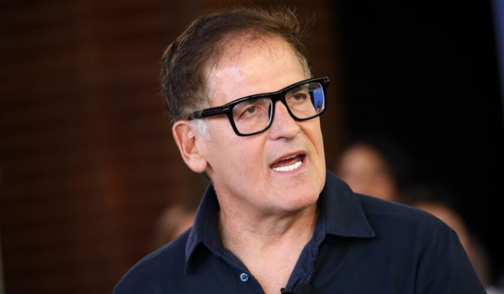 Mark Cuban insta a la Generación Z a dominar la IA como clave para el futuro laboral y el emprendimiento