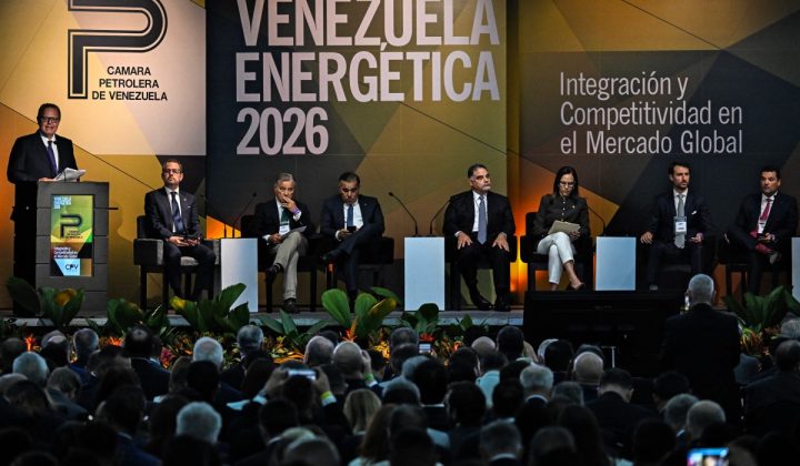 ¿Vale la pena invertir en Pdvsa? La petrolera busca socios tras repunte de producción y apertura a privados
