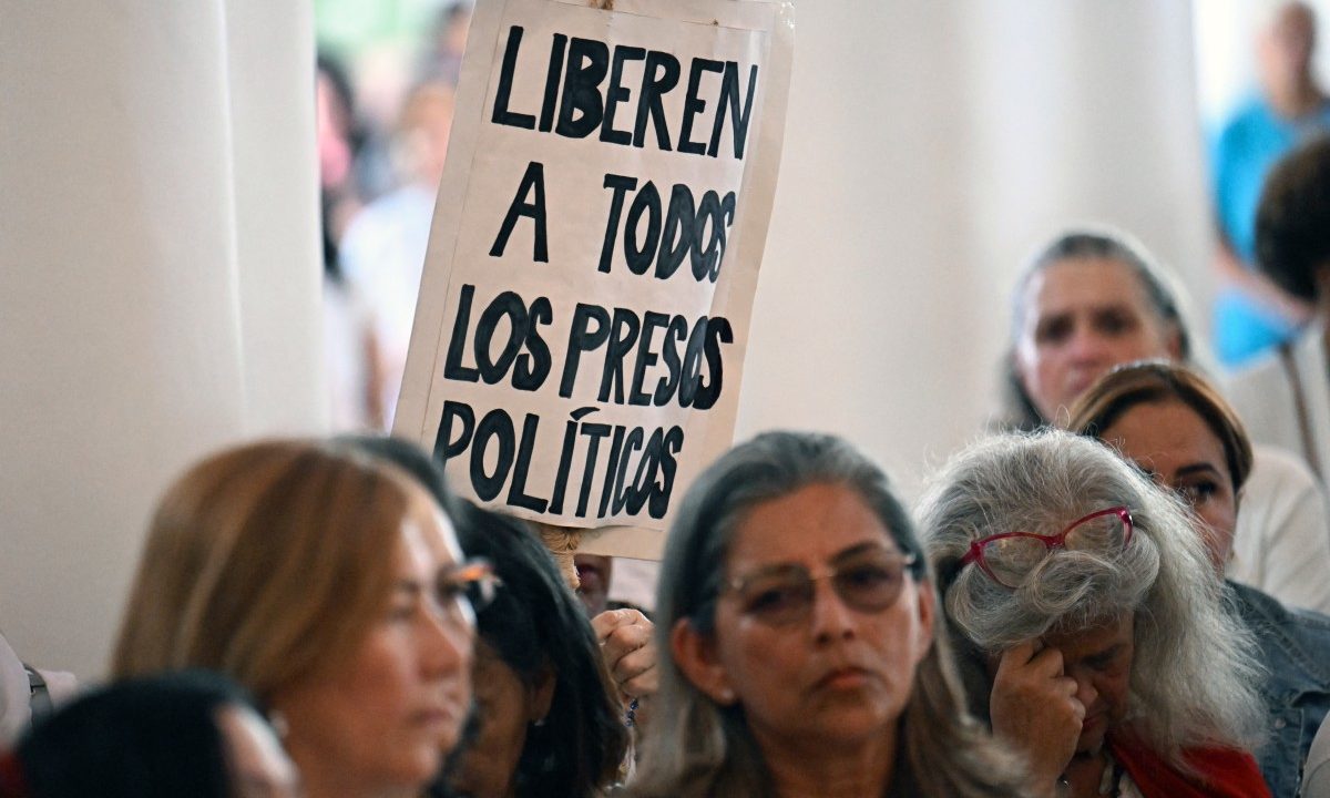 TÍTULO: Temor por desapariciones forzadas y muertes de presos políticos en Venezuela