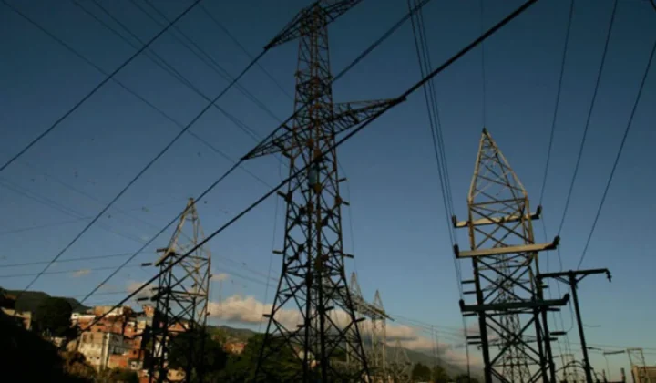 Apagón en Portuguesa y fallas eléctricas afectan a varias regiones del país