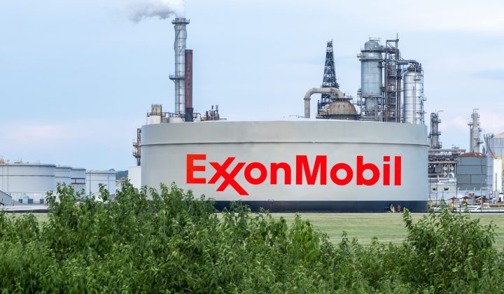 TÍTULO: Exxon Mobil evalúa riesgos de inversión en Venezuela para un posible regreso