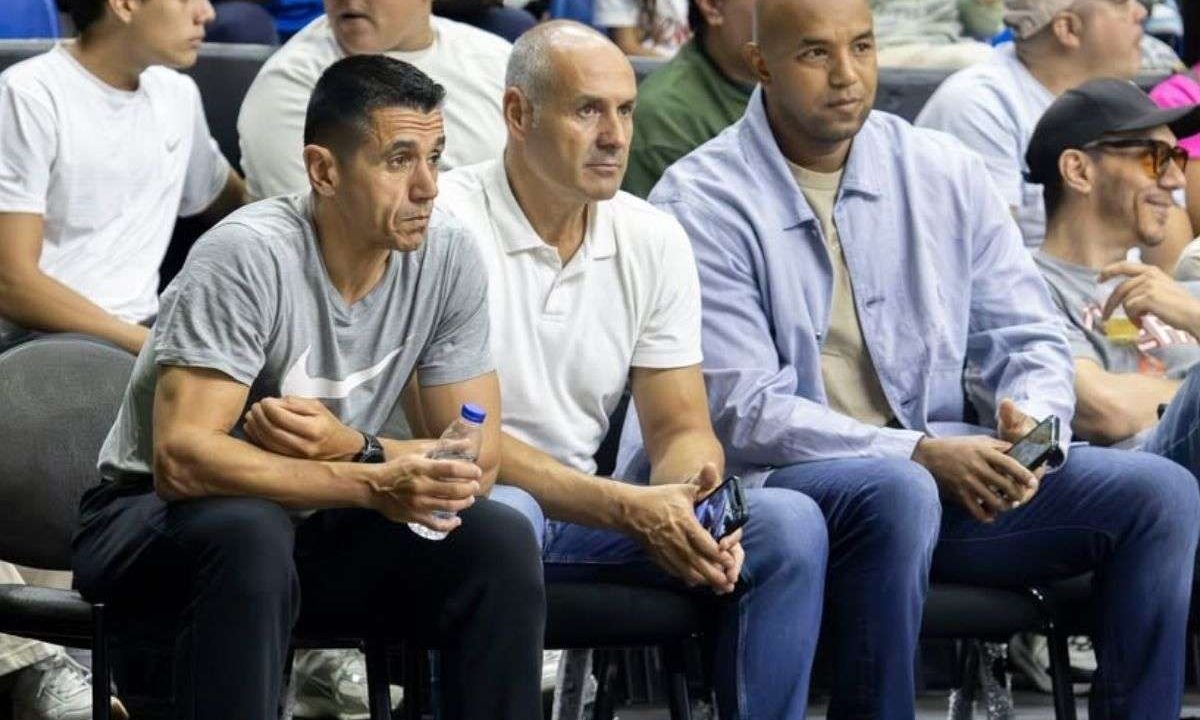 Francisco «Curro» Segura evalúa el talento para la tercera ventana FIBA con miras al Mundial 2027