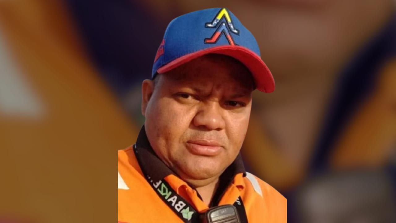 La señora María Concepción Sánchez, madre del trabajador petrolero Joan Enrique Cruz Sánchez, sufrió un accidente cerebrovascular (ACV) fulm