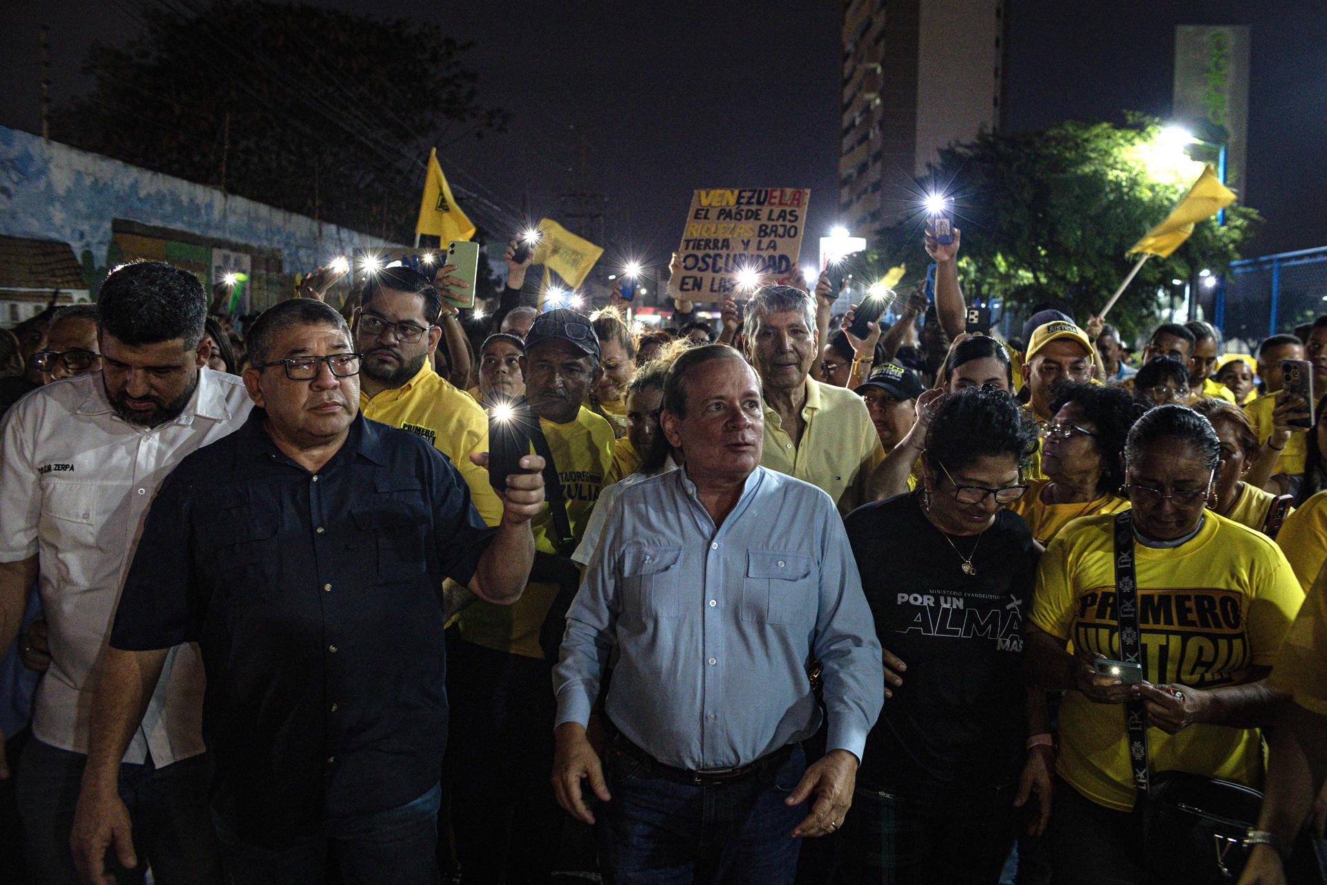 Juan Pablo Guanipa hablando en una protesta en Maracaibo, Venezuela.