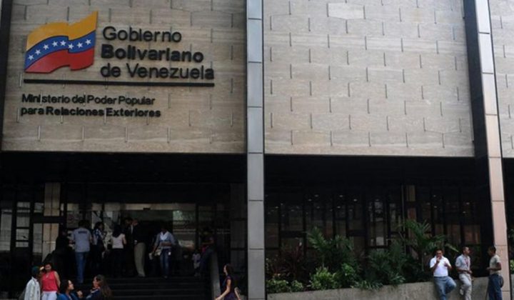 Venezolanos en el exterior podrán tramitar salvoconducto de viaje a través de una nueva plataforma web