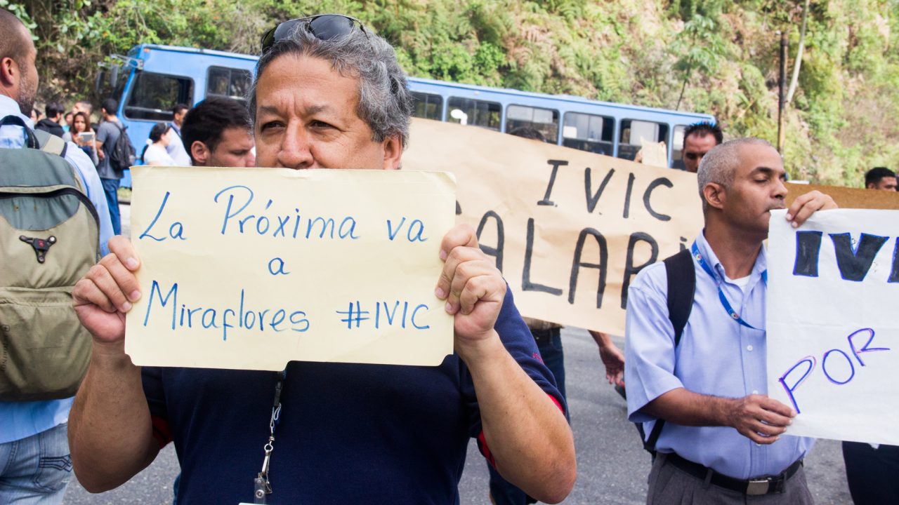 Protesta en Caracas exige democracia y acceso a servicios básicos