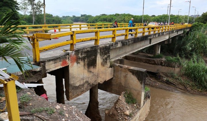 Venezuela cierra paso fronterizo con Colombia en Ureña por 15 días por rehabilitación