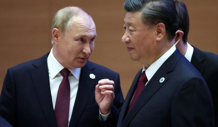 Putin afianza lazos con China tras visita de Trump, en medio de aislamiento diplomático de Rusia