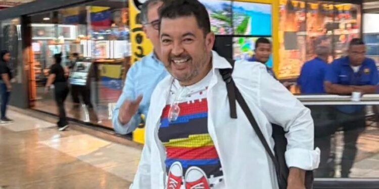 Roberto Marrero regresa a Venezuela tras casi seis años en el exilio