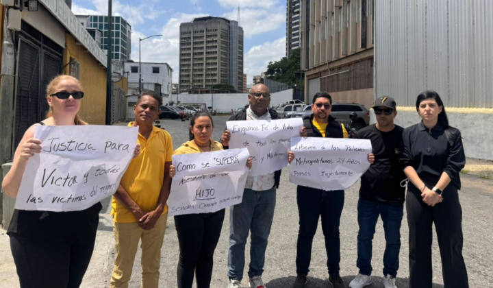 Activistas de Primero Justicia exigen la liberación de presos políticos tras la muerte de Víctor Quero