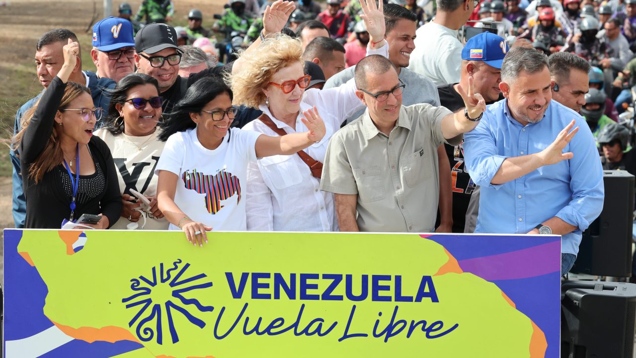 Una Venezuela sin restricciones económicas es una oportunidad, no una amenaza. Esa es la premisa que la vicepresidenta Ejecutiva, Delcy Rodr