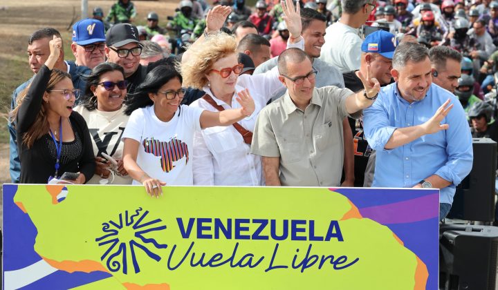 Una Venezuela sin restricciones económicas es una oportunidad, no una amenaza. Esa es la premisa que la vicepresidenta Ejecutiva, Delcy Rodr