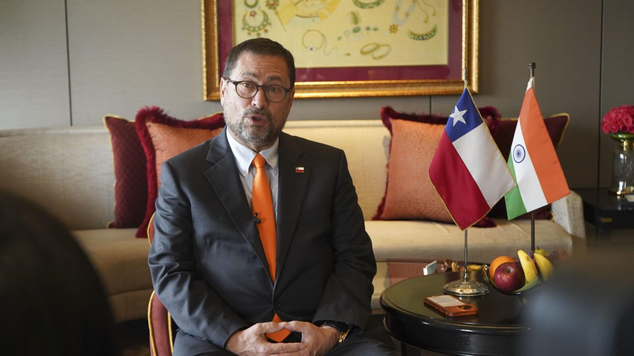 Chile prioriza el restablecimiento de relaciones consulares con Venezuela