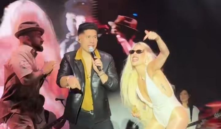 Nacho dedica emotivo mensaje a Chyno tras cantar juntos en Medellín