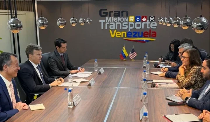 Encargado de Negocios de EE. UU. se reúne con Jacqueline Faría para discutir acuerdos energéticos