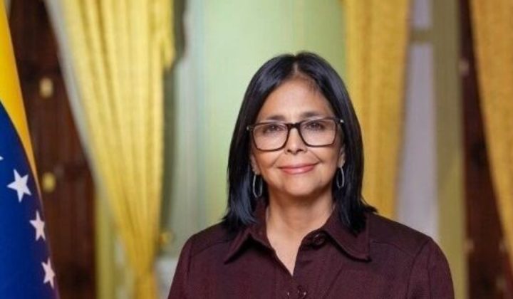 Gobierno de Trump instruyó no investigar a Delcy Rodríguez, según AP