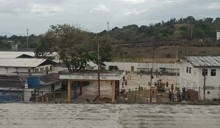 OVP denuncia un mes de silencio oficial sobre presos heridos de bala tras motín en Yare III