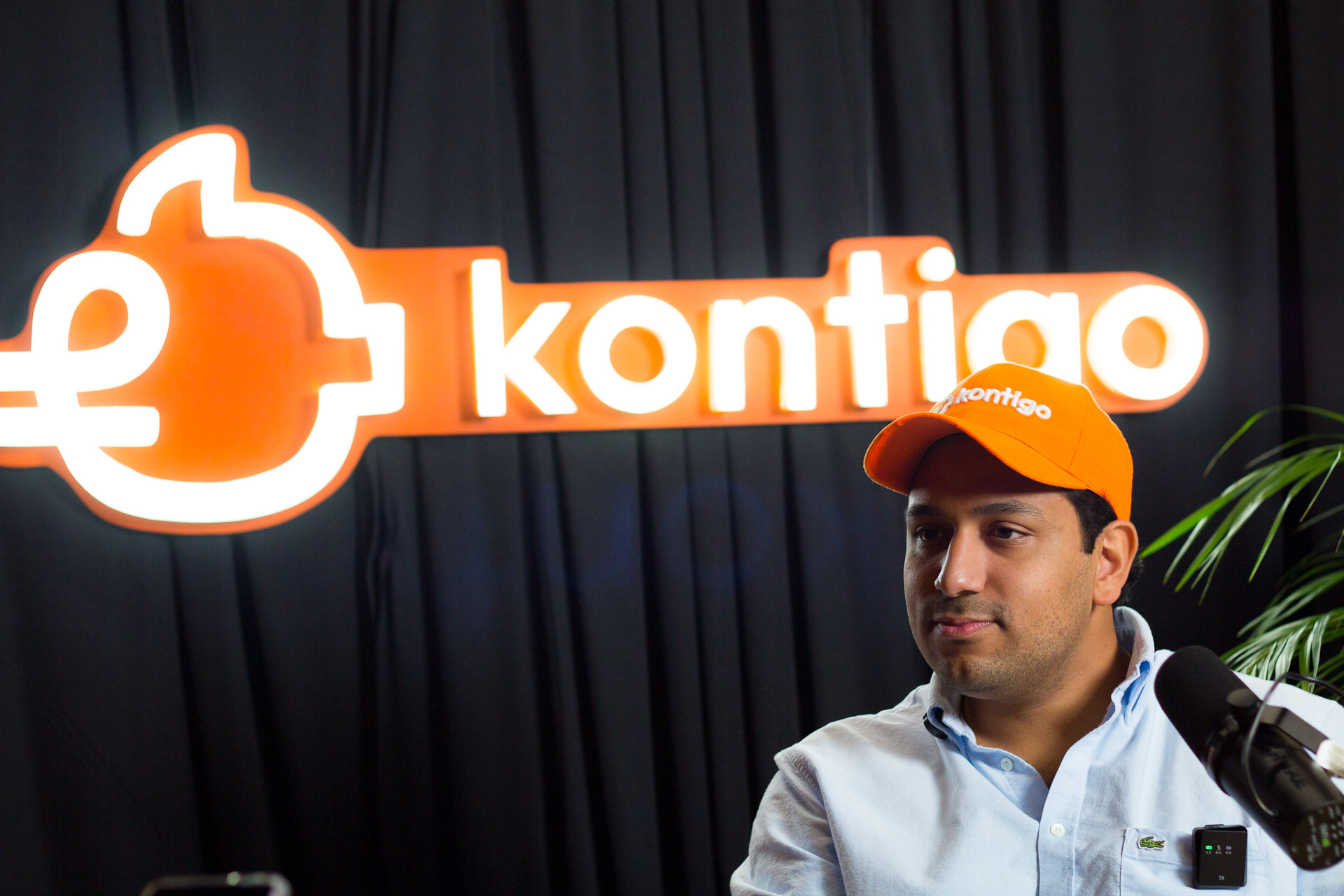 Logo de Kontigo en una pantalla digital, simbolizando el ahorro y la tecnología financiera en Venezuela.