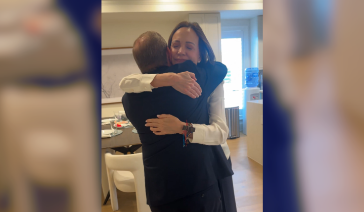 Juan Pablo Guanipa: «Pronto nos abrazaremos con María Corina en Venezuela