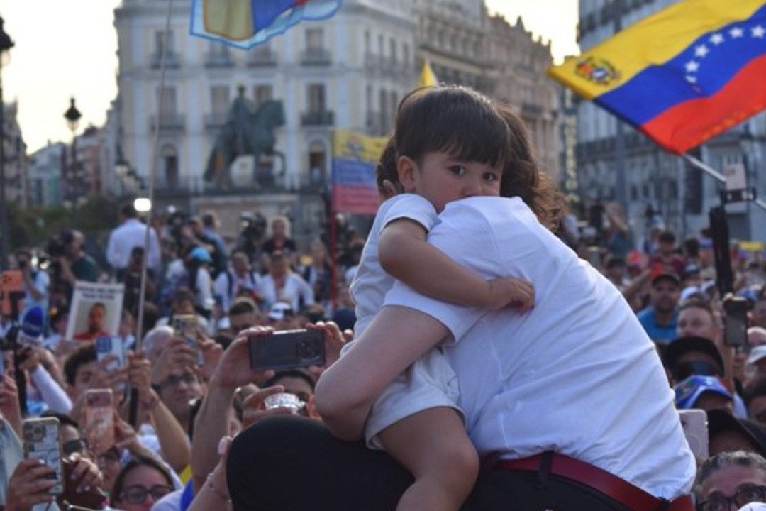 María Corina Machado promete reencuentro en libertad a madres venezolanas