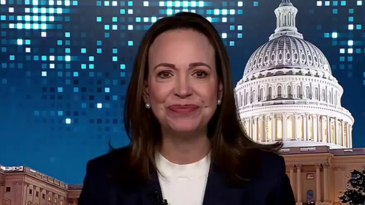 María Corina Machado ofrece «garantías e incentivos» a Delcy Rodríguez para una transición democrática