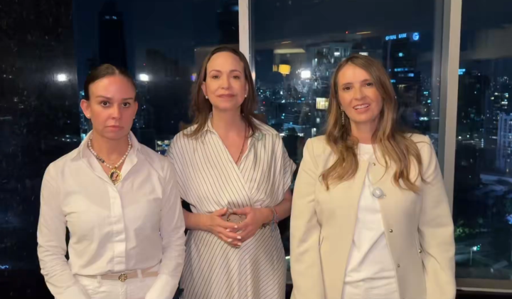 TÍTULO: Paloma Valencia se reúne con María Corina Machado en Panamá: «Tu ejemplo es la brújula para Colombia