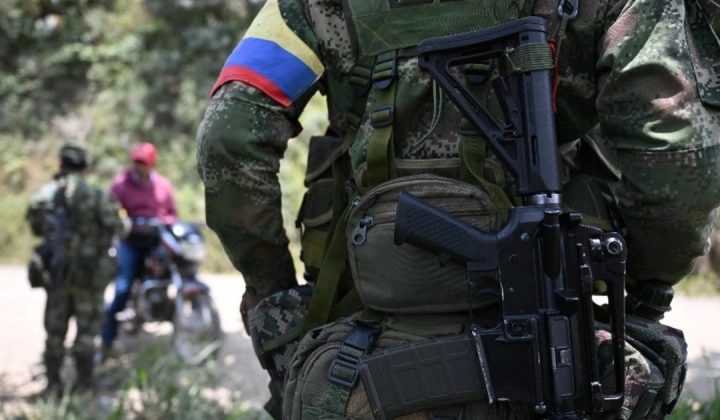 Seis disidentes de las FARC abatidos en combates con el Ejército colombiano en Cauca