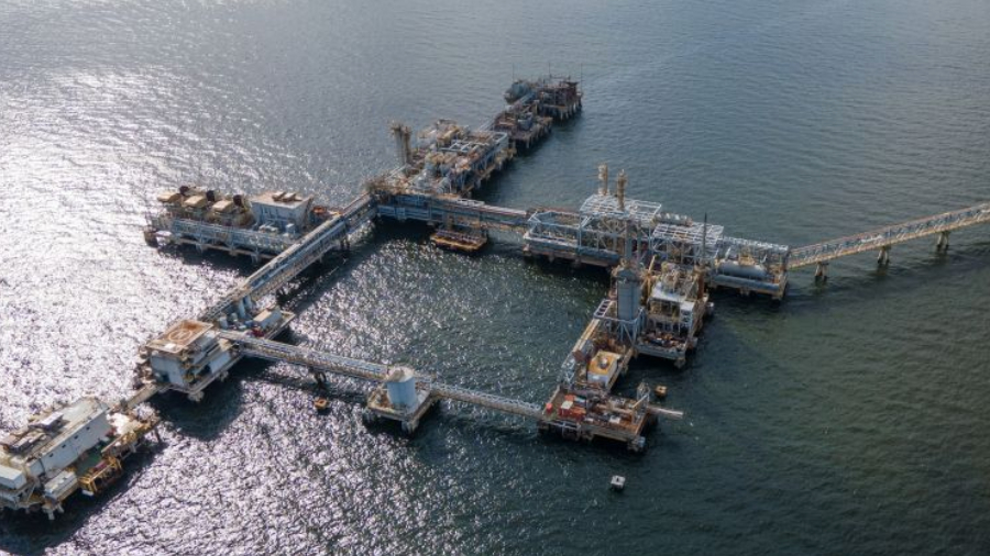 Nuevos Contratos Petroleros Impulsan el Sector en Venezuela, Pero la Inflación y Devaluación Presentan Desafíos