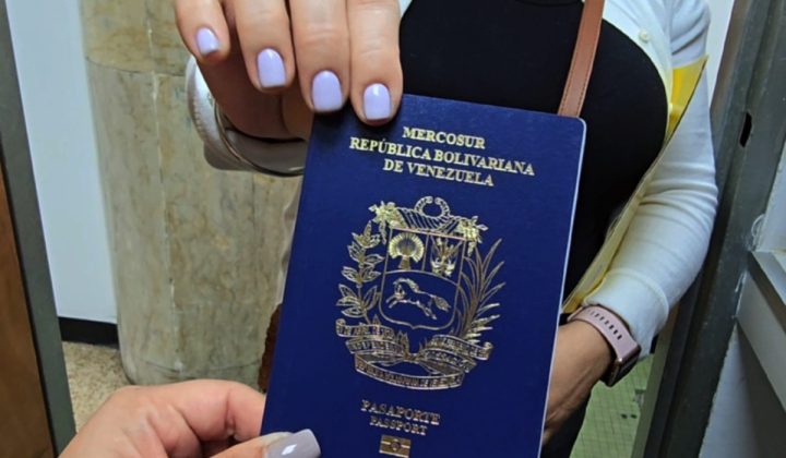 Saime Habilita Procedimiento Especial para Pasaportes en un Día en Caracas