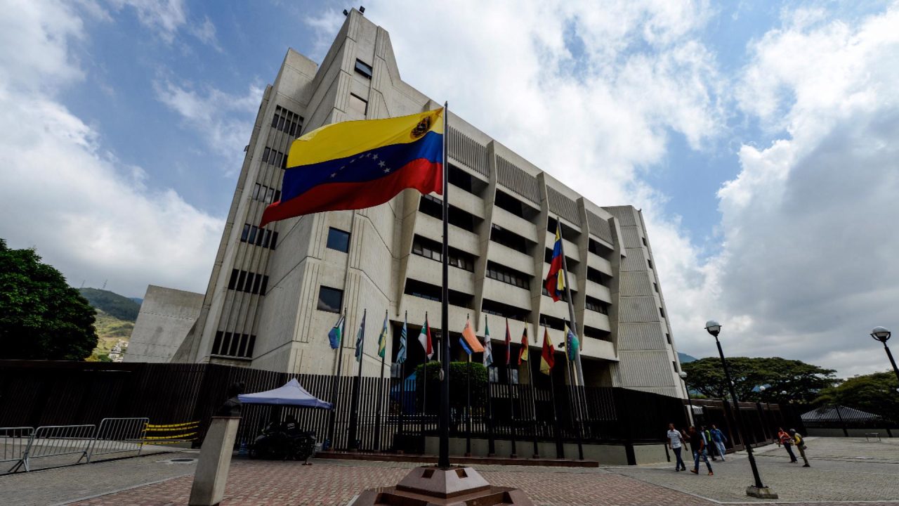 Oficializan reforma judicial que amplía la Sala Plena del TSJ a 32 magistrados