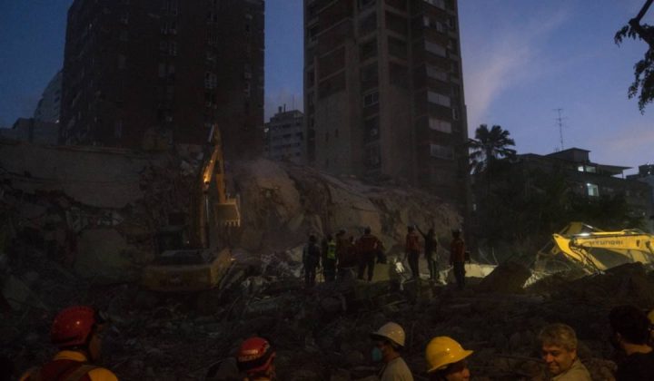 Venezuela actualiza cifra de víctimas tras doble terremoto; suspenden temporalmente sanciones