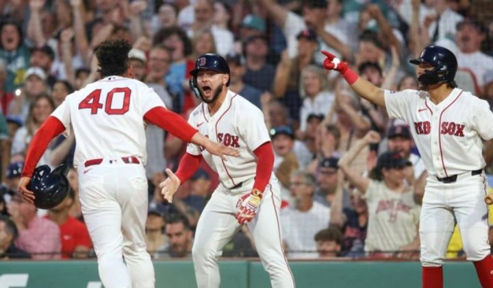 Wilyer Abreu revela la carga emocional de jugar en la MLB mientras Venezuela enfrenta una dura realidad