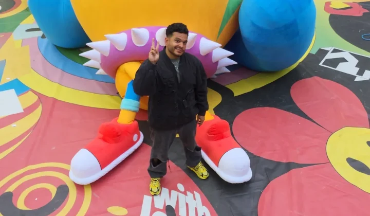 El arte venezolano sigue dejando huella en el escenario mundial, y Luis Albornoz, un joven talento que comenzó su camino en Guarenas, es un