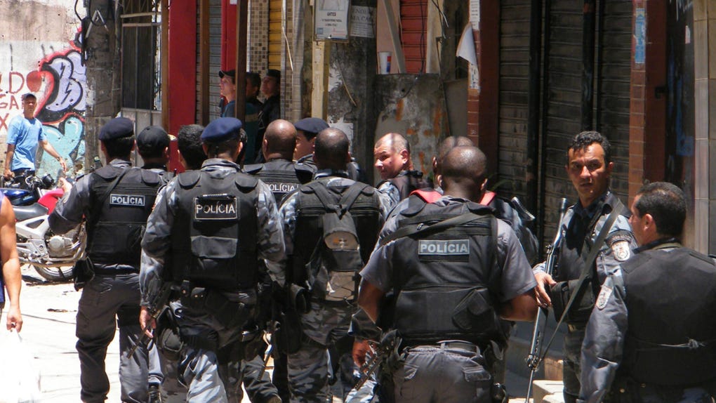 El martes, las autoridades brasileñas desplegaron una vasta operación policial dirigida a desmantelar la estructura criminal del Tren de Ara