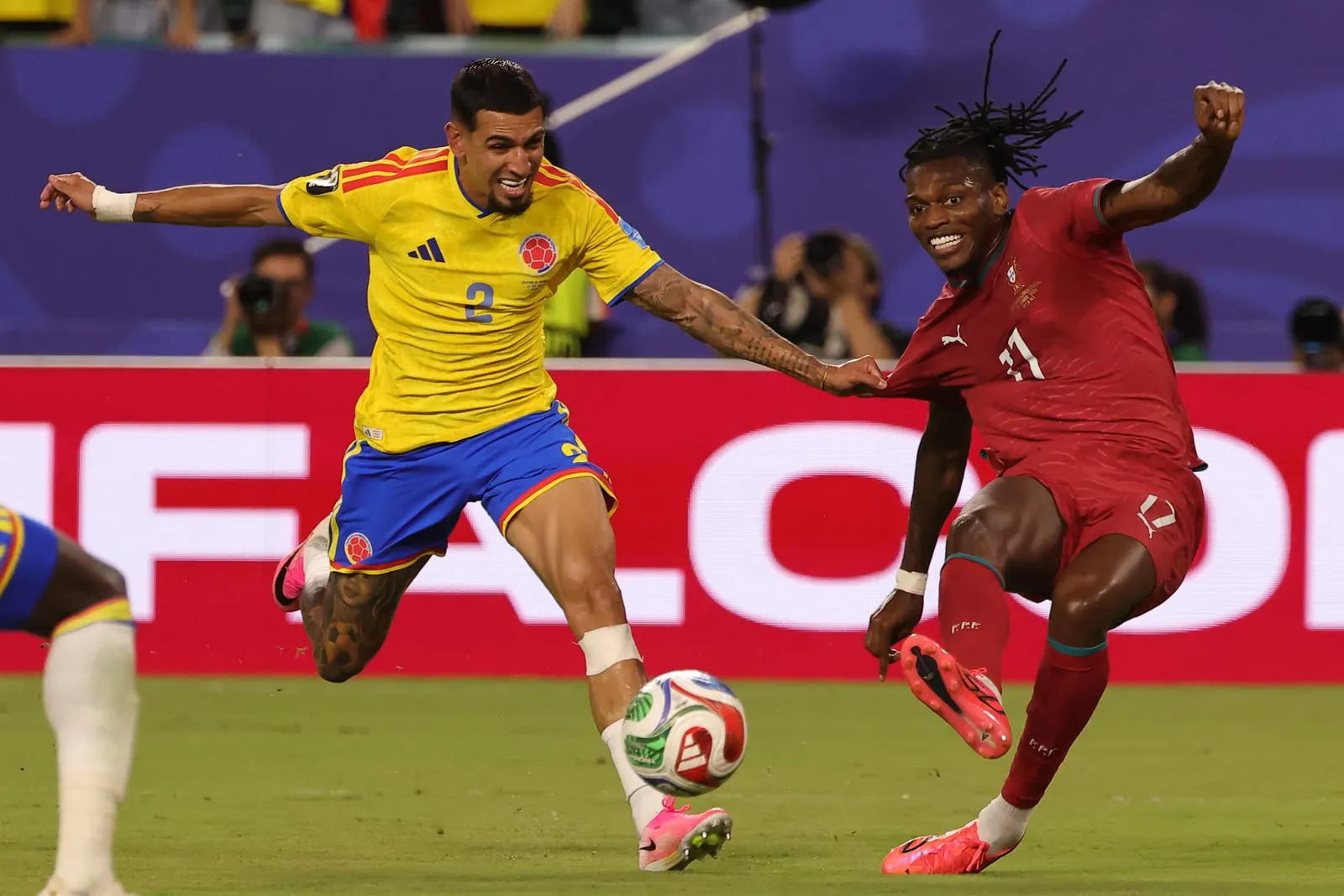 Jugadores de la selección de fútbol de Colombia durante un partido de la Copa del Mundo.
