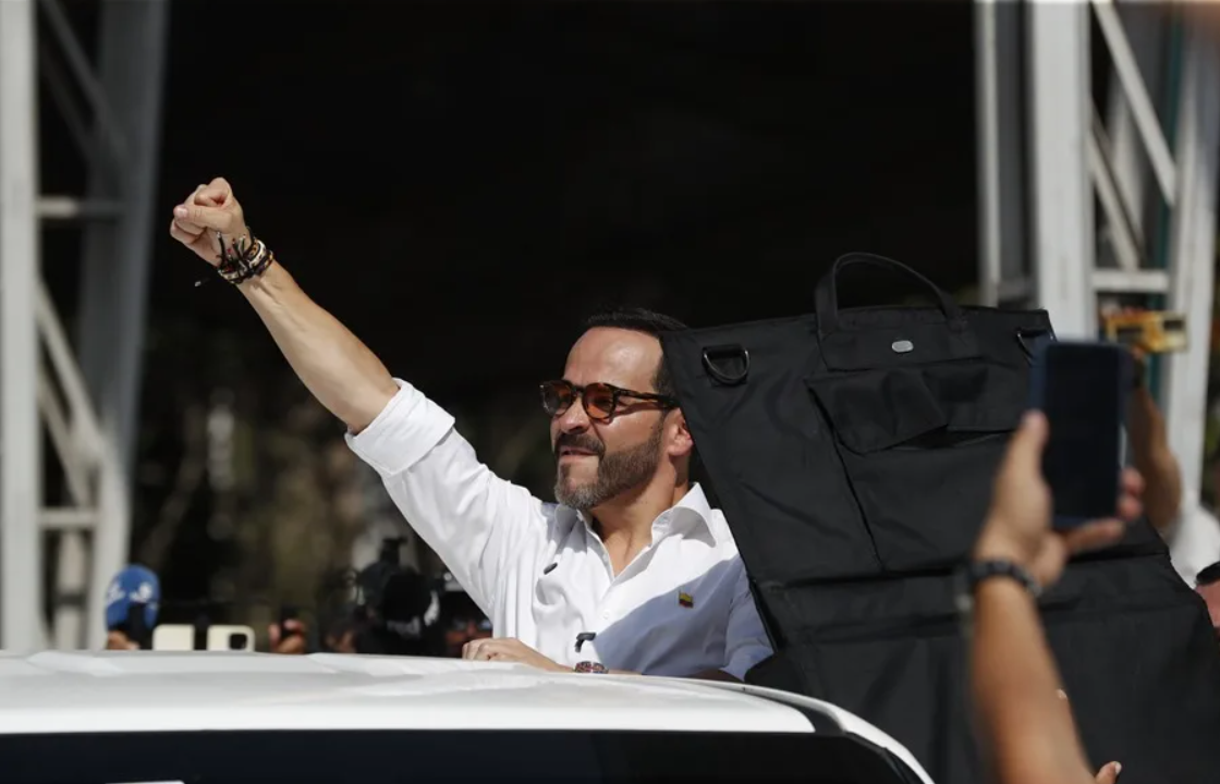 Abelardo de la Espriella lidera la intención de voto para la segunda vuelta en Colombia