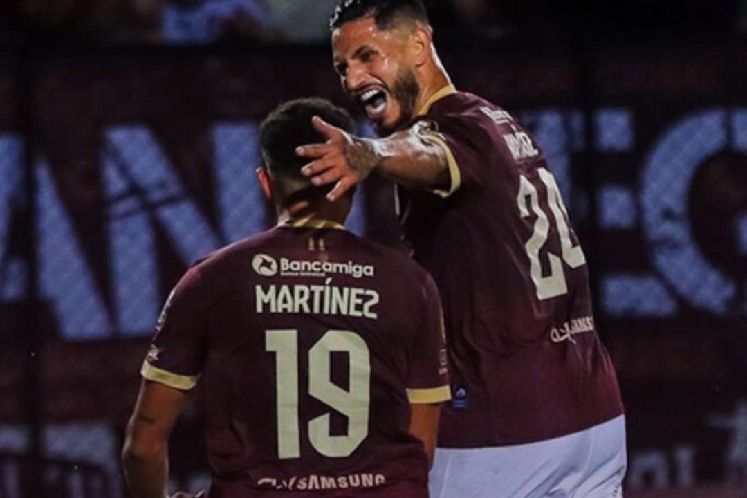 TÍTULO: Carabobo se corona campeón del Torneo Apertura tras vencer a Puerto Cabello