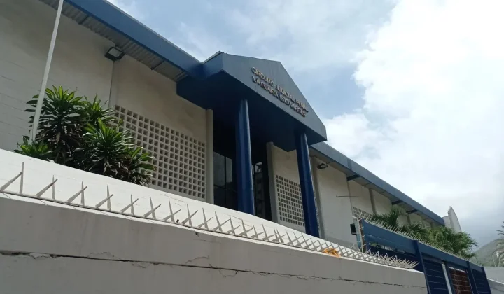 Familiares de personas privadas de libertad que se encuentran en centros de detención del litoral central de Venezuela han alzado su voz par