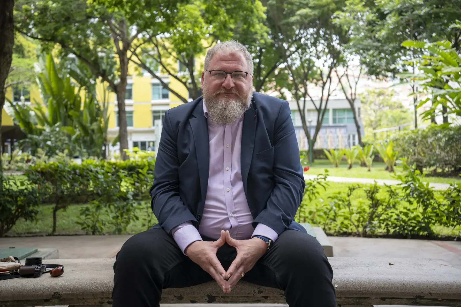Piotr Cywiński, director del Museo Estatal de Auschwitz-Birkenau, durante su visita a Venezuela.