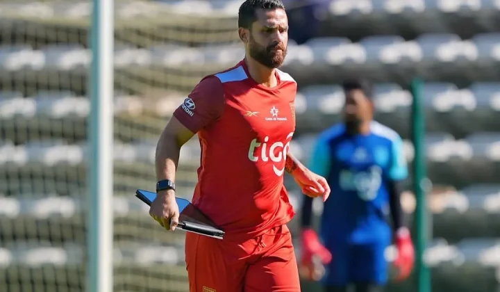 El fútbol venezolano estará representado en el Mundial 2026 no solo por jugadores, sino también desde el banquillo técnico. Daniel Blanco, u