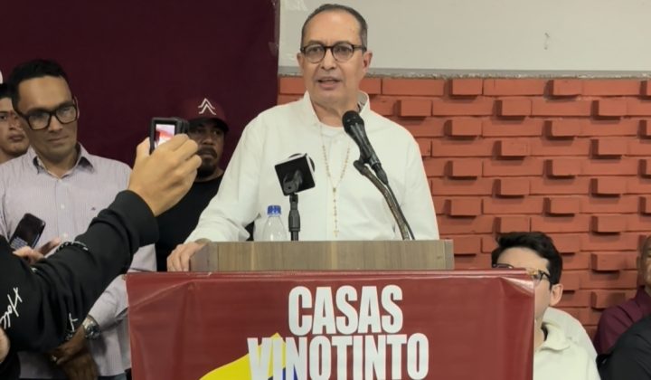 Richard Blanco regresa a Venezuela tras siete años de exilio con agenda de unidad y cambio político