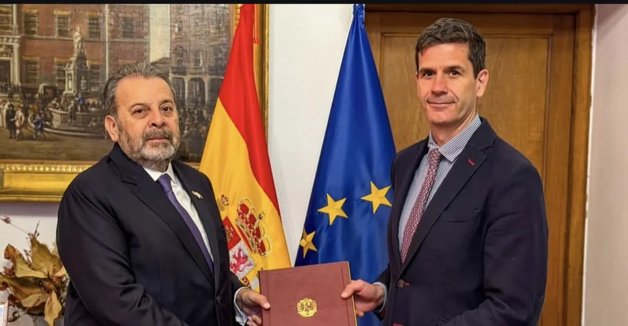 Timoteo Zambrano asume como embajador de Venezuela en España con enfoque en servicios consulares
