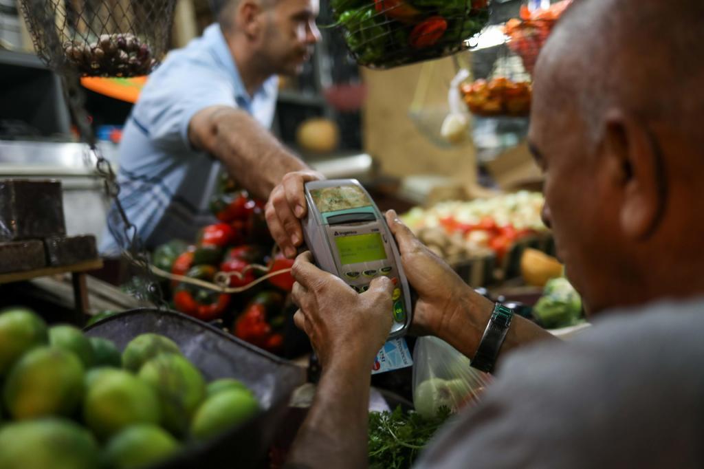 La inflación en Venezuela desacelera en mayo, según estudio de Cedice Libertad