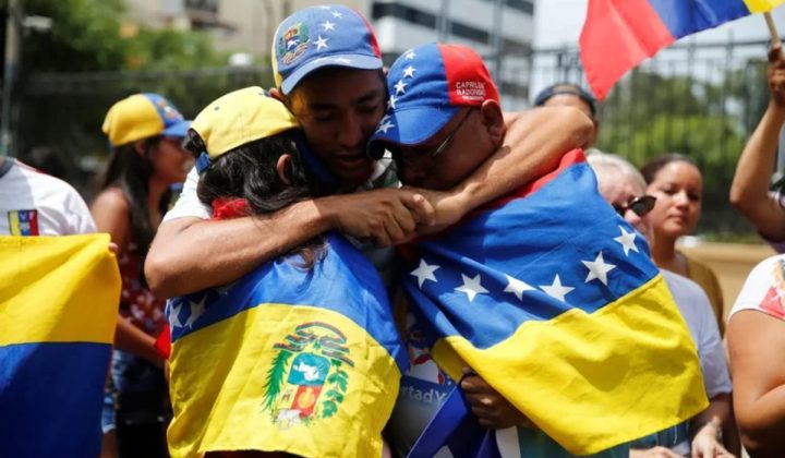 Venezolanos en el Exterior: El Dilema entre Regresar y Permanecer Ante un Nuevo Escenario Político