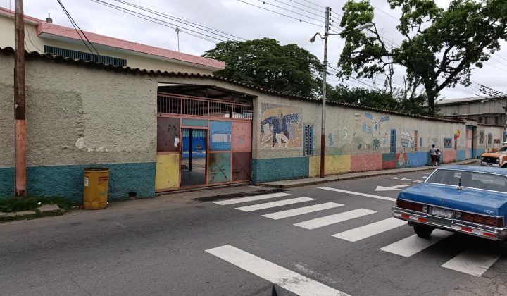 Federación de Maestros reporta 80% de acatamiento a paro docente a pesar de amenazas