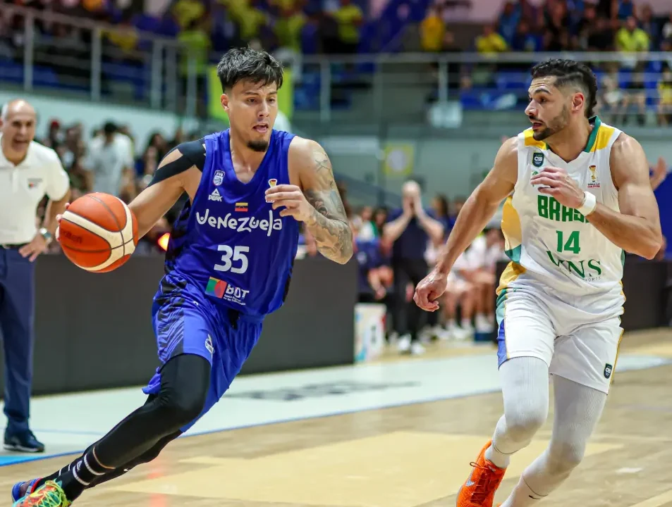 La Federación Internacional de Baloncesto (FIBA), en mutuo acuerdo con la Federación Venezolana de Baloncesto (FVB), ha anunciado oficialmen